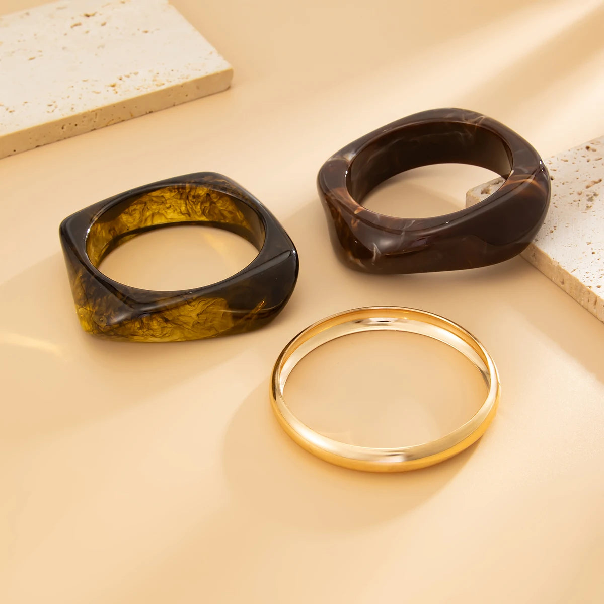 bracelets pour femmes en résine et or